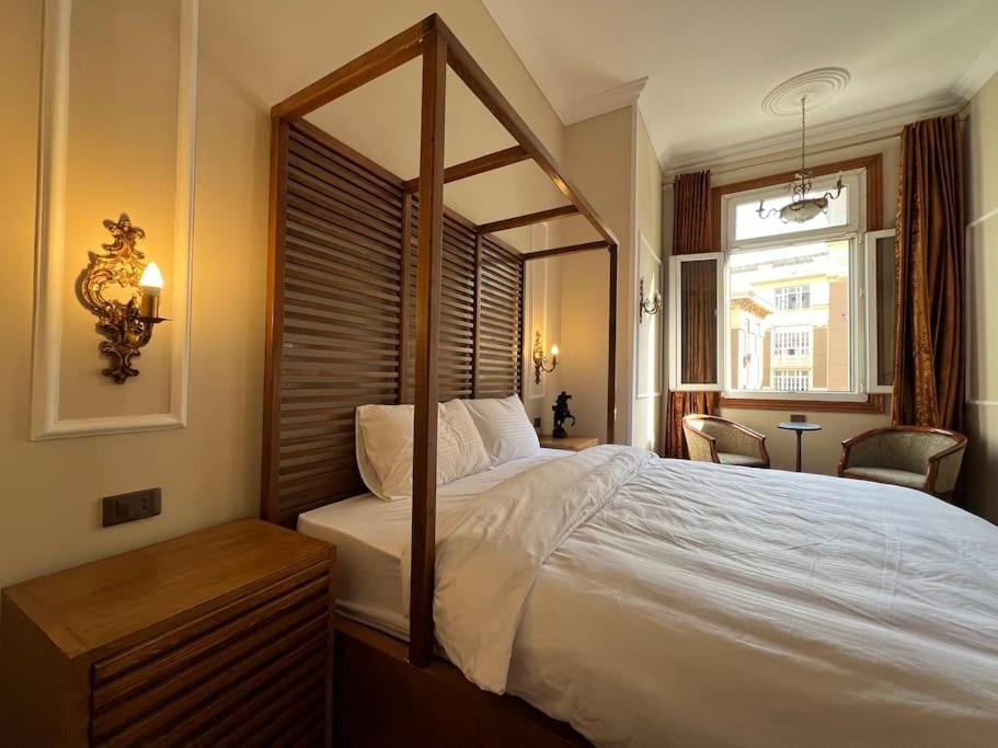 Authentic 3Br Apartment In Downtown, Cairo Exterior foto