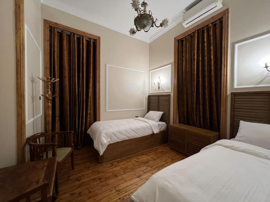 Authentic 3Br Apartment In Downtown, Cairo Exterior foto